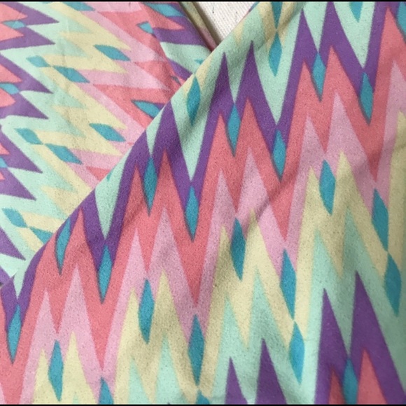 LuLaRoe Bundle - Irma + Leggings - Picture 6 of 9
